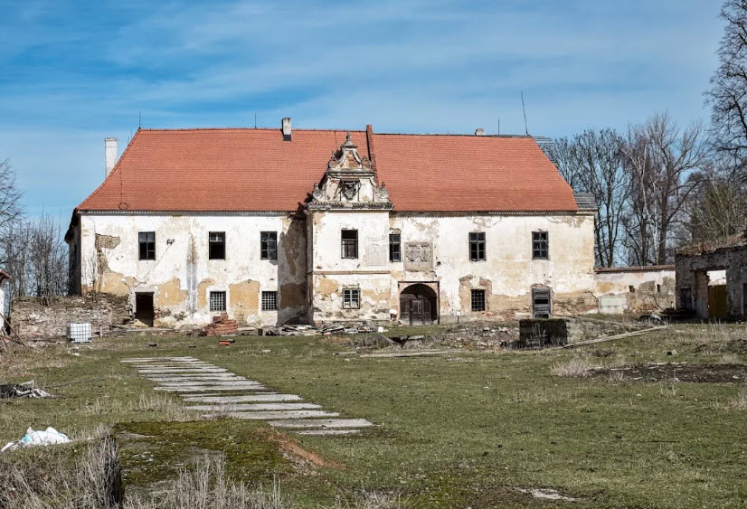 Zámek Bzí, Czech Republic (Czechia)